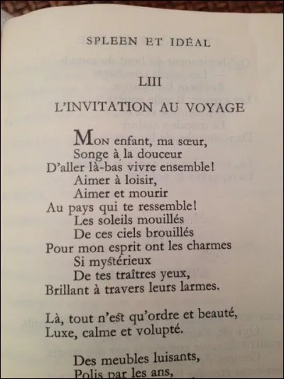 Qui a écrit "Les Fleurs du mal" ?