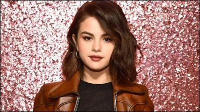 Quel âge a Selena Gomez ? ... ans