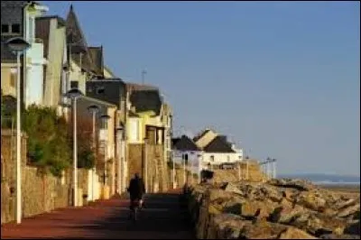 Nous commençons par le gentilé des habitants d'Agon-Coutainville (Manche). Ce sont des ...