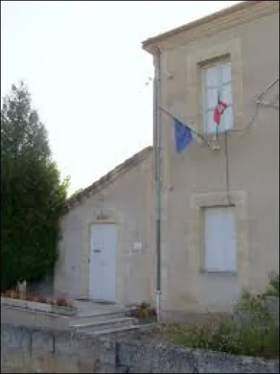 Notre balade dominicale commence en Gironde, à Baigneux. Nous sommes en région ...