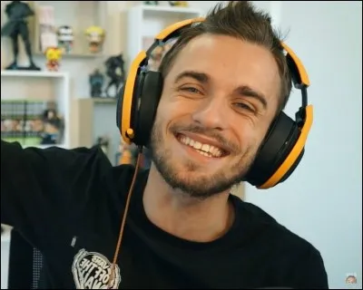 Où habite Squeezie ?