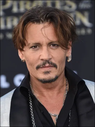 Surtout connu pour ses talents d'acteur dans plusieurs films comme Pirates des Caraïbes, Johny Depp est né sous le signe du...