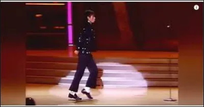 À quel endroit a-t-il fait son fameux Moonwalk ?