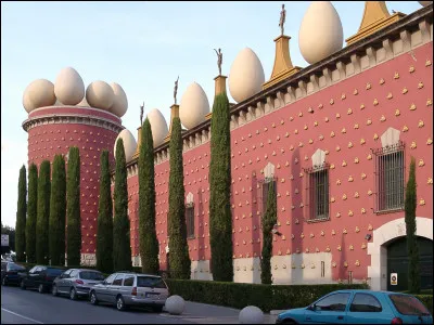 Où se trouve le musée Salvador Dali ?