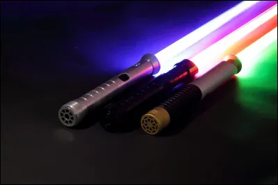 Combien y a-t-il de couleurs de sabre-laser ?