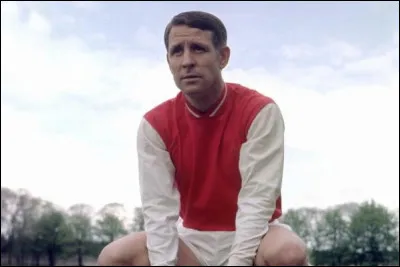 Ce footballeur, joueur mythique du Stade de Reims et du Real Madrid, ballon d'or en 1958, se prénomme ...