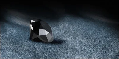 "Diamants sur canapé" est un film joué par Audrey Hepburn.