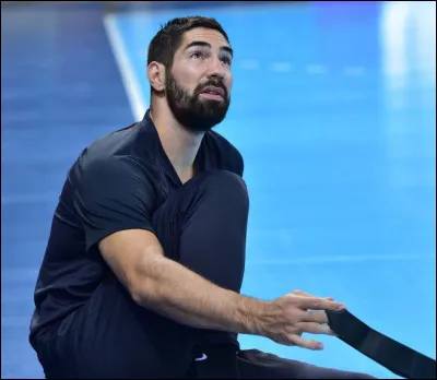 Dans quel sport s'illustre actuellement le français Nikola Karabatic ?