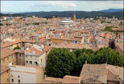 Quelle est cette ville dans le sud de la France ?