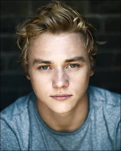 Quel est le vrai nom de Ben Hardy ?