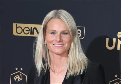 Quelle est l'année de naissance d'Amandine Henry ?