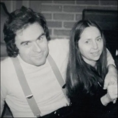 Ted Bundy est né à Burlington, aux États-Unis. Quelle est sa date de naissance ?