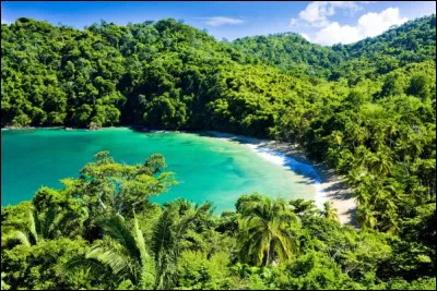 Trinidad-et-Tobago est un État situé...