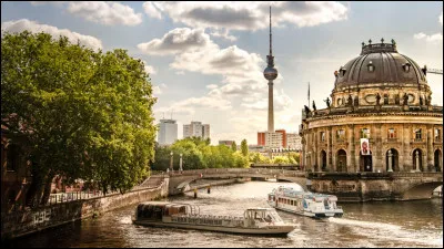 Dans quel pays se situe Berlin ?