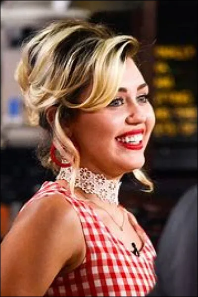 Quel est le nom de naissance de Miley Cyrus ?