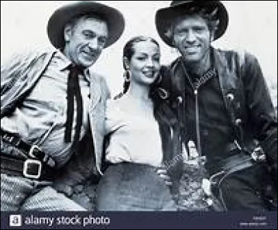 Burt Lancaster et Gary Cooper accompagnent Denise Darcel et un carrosse...
Signé Robert Aldrich en 1954.