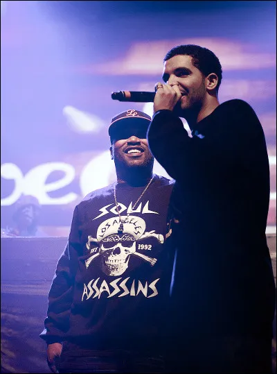 Aubrey Drake Graham, dit "Drake" est un rappeur canadien.