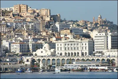 Comment appelle-t-on les habitants de la ville d'Alger ?