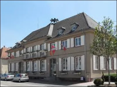 Je vous propose de commencer notre balade dans le Grand-Est, à Biesheim. Ville de l'arrondissement de Colmar-Ribeauvillé, elle se situe dans le département ...