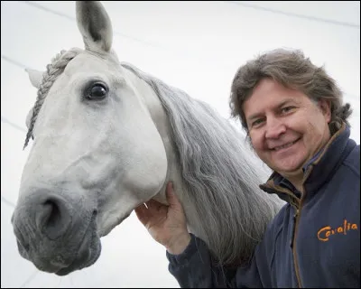 Qui est le fondateur de Cavalia Odysseo ?