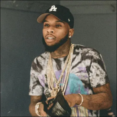 Quel est le nom de naissance de Tory Lanez ?