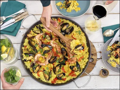 À l'origine la paella était un plat destiné à quel usage ?