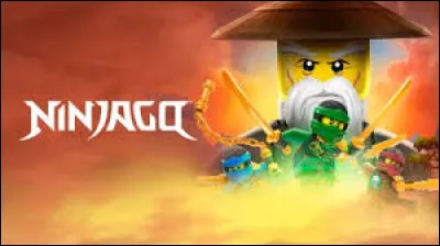 Que devient Lloyd dans l'épisode 13 de la saison 2 de Ninjago ?