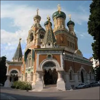 Où peut-on voir cette magnifique cathédrale Saint-Nicolas ?