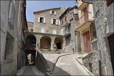 Nous commençons notre balade en région P.A.C.A., à Annot. Commune de l'arrondissement de Castellane, elle se situe dans le département ...