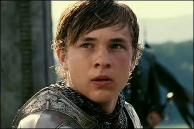 Quel est le personnage qui est joué par William Moseley ?