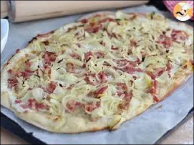 Pour commencer, quel est l'autre nom donné à la tarte flambée ?