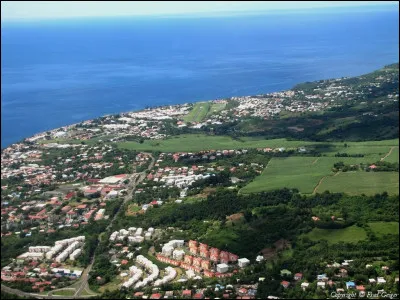 Quelle est la préfecture de la Guadeloupe ?