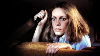 Dans quel film culte voit-on Jamie Lee Curtis ainsi ?