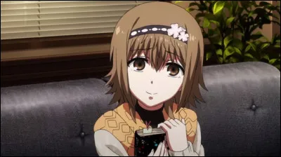 Quel est le nom de famille d'Hinami ?