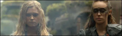 Qui était la première copine de Lexa ?