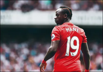 Où a été formé Sadio Mané, aujourd'hui ailier à Liverpool ?