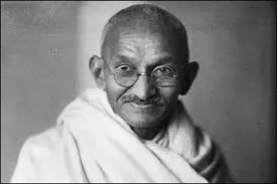 Qui a assassiné Gandhi ?