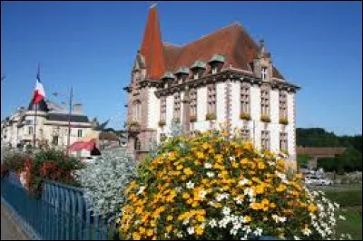 Dans quel département française se situe la ville de Baccarat ?