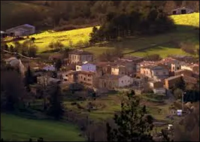 Je vous propose de commencer notre balade à Fourtou. Petit village Audois de 73 habitants, il se situe dans l'ex région ...