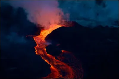 Localisation  Dans quel archipel se trouve le Kīlauea ?