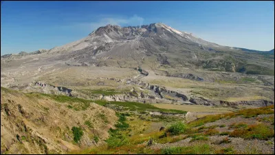 Localisation  Dans quel État des États-Unis se situe le mont Saint Helens ?