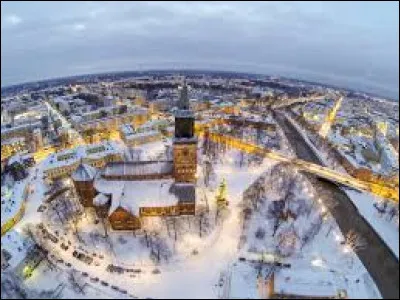 Où se situe Turku ?