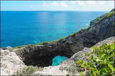 Quel est le chef-lieu de la Guadeloupe ?