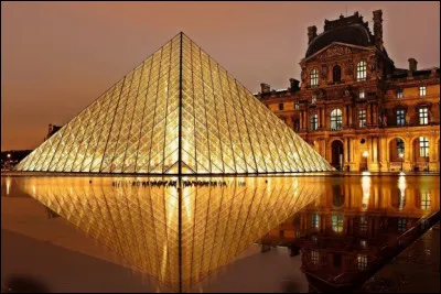 L'un de ces tableaux célèbres n'est pas présenté au musée du Louvre.
Lequel ?