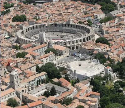 Comment s'appelle la monnaie d'Arles ?