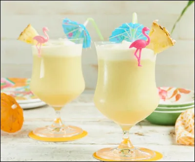 Avec le jus de quel fruit la pina colada est-elle réalisée ?