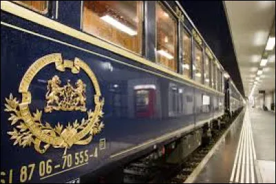 Qui a écrit "Le crime de l'Orient-Express", roman policier ?