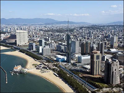 Fukuoka, 1,3 million d'habitants, est une ville d'...