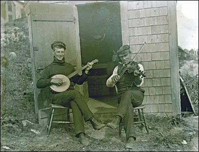 Qui a chanté "Côté banjo, côté violon" ?