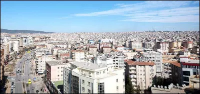 Gaziantep, 2 millions d'habitants, est une ville d'...